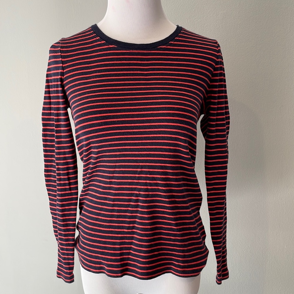 Super soft Gap navy & orange long sleeved tee shirt - size M